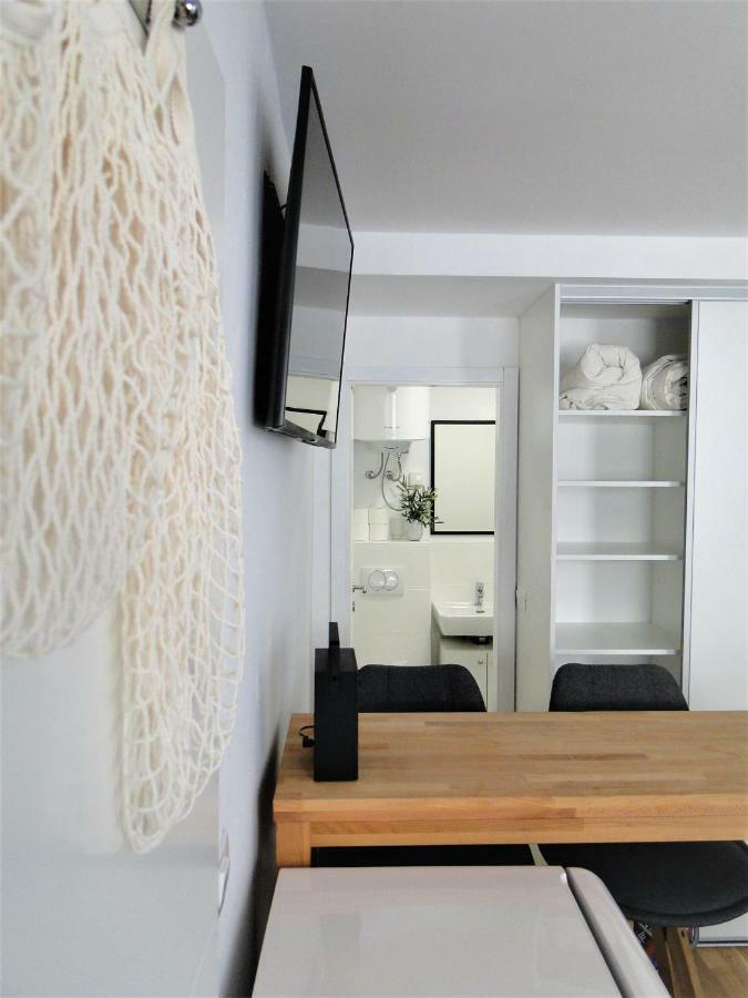 Apartma Na Terasi イゾラ エクステリア 写真